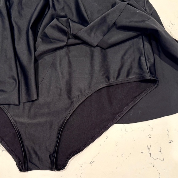 Torrid Black Lattice Wireless One- Piece Swim Dress NWOT - Picture 9 of 16